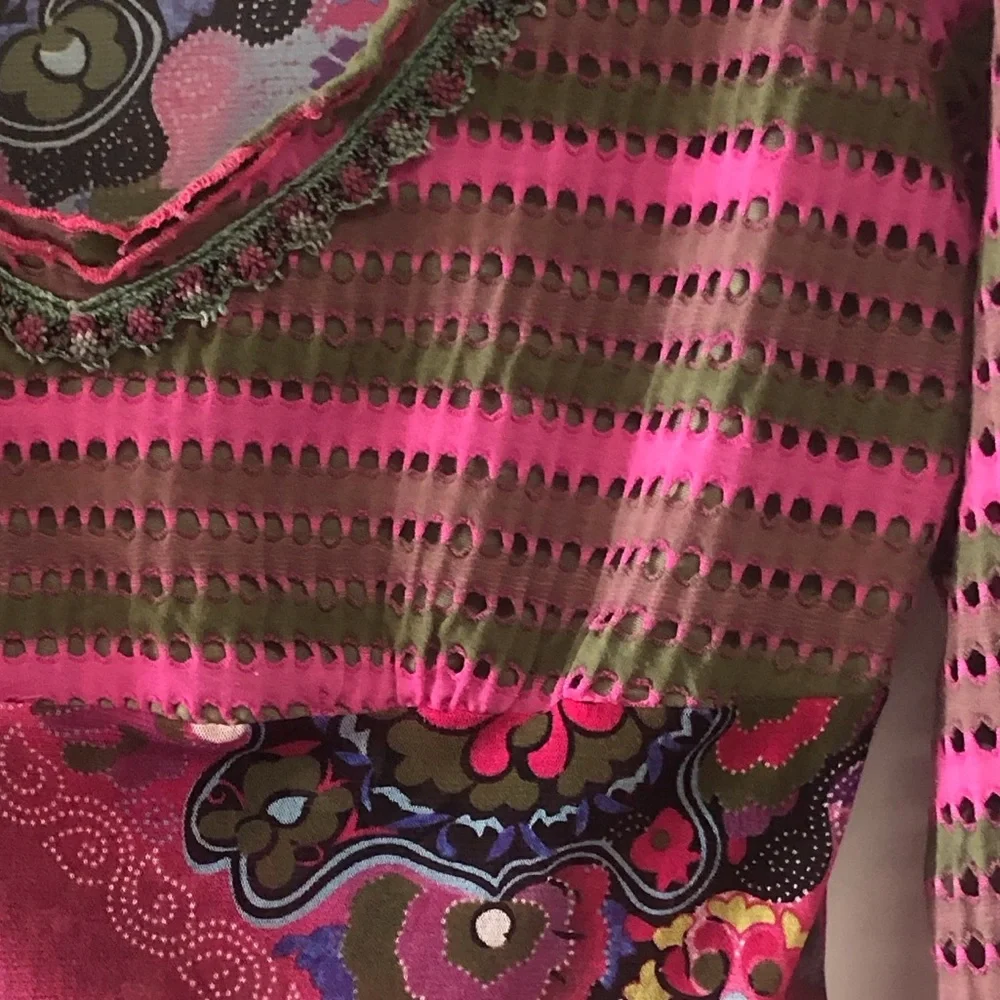 Liv Collection knit Blouse size small - Picture 5 of 7